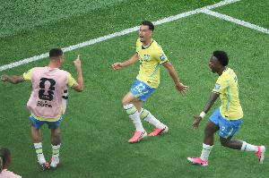 守得云开！马丁内利本赛季3次替补出场终进球并绝杀日本