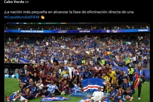 FIFA官方公布佛得角国家队全家福：最年轻的世界杯淘汰赛参赛国