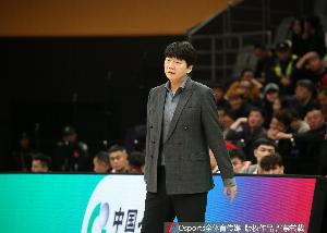 狂飙！法耶加盟山东高速，篮下巨兽强势助力，新赛季激战正酣