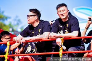 广东媒体：连续五年重金投入成效不显，朱芳雨与杜锋将承担最终责任