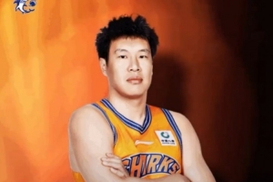 真诚的祝愿！上海男篮官方微博为闫鹏飞庆贺33岁生日快乐！