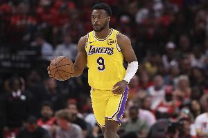 费尔顿：布朗尼将长期留在联盟 我敢押500元，他还将签下NBA合同