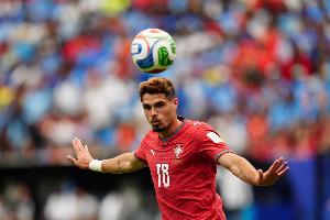 ESPN：世界杯“智能足球”革新足球竞赛，别忘了充电！