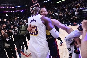 佛得角国门粉丝数突破1100万！NBA千万级粉丝球员仅12位，首位过亿！