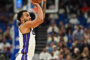 回归NBA！记者称特雷·莱尔斯与森林狼达成一年协议