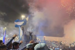热烈庆祝！奥塔门迪分享国家队归来阿根廷视频