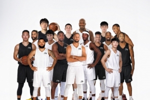 这一战将改变格局？李宁签约球星背后的深远影响