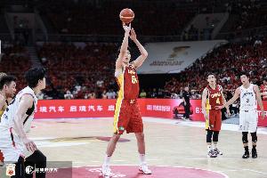 媒体人指出:中国男篮自19年世界杯起逐渐下滑,目前尚不清楚其低谷在何方