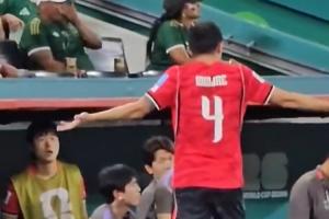 金玟哉：赛后向教练摊手表不满系因防守，已致歉或影响团队氛围